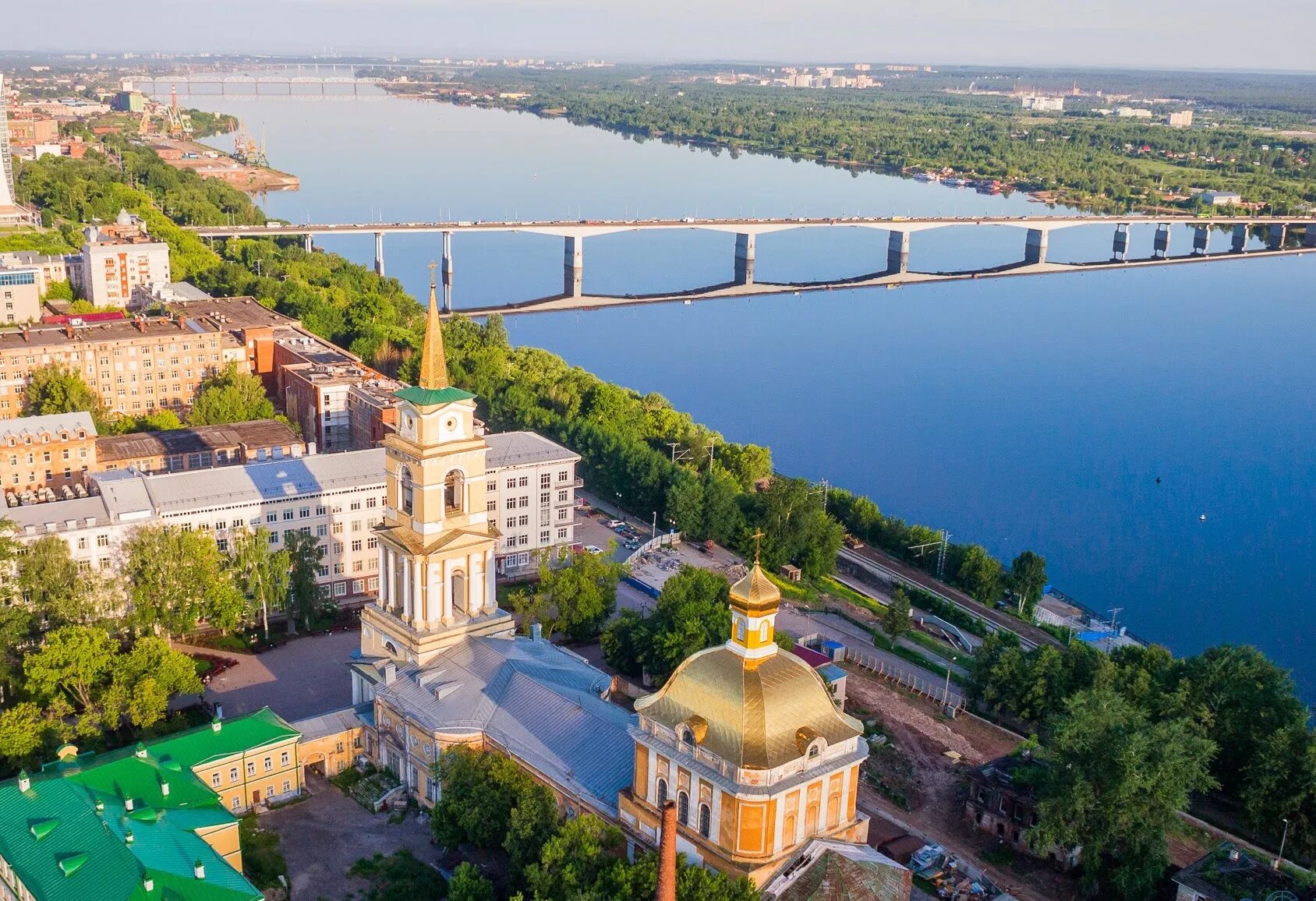 Каталоги города перми. Город Пермь. Городской округ город Пермь. Пермь Кама панорама.