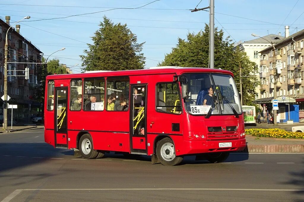 Маршрут 85 автобуса нижний. 85 Автобус Ярославль. 97 Маршрутка Ярославль. ПАЗ красный. Автобус ПАЗ красный.