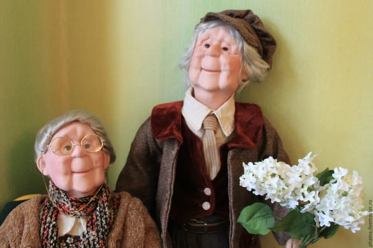 Куклы бабушка дедушка. Кукла бабушка. Бабушка и дедушка. Куклы бабушки и дедушки. Куклы бабушки и дедушки.