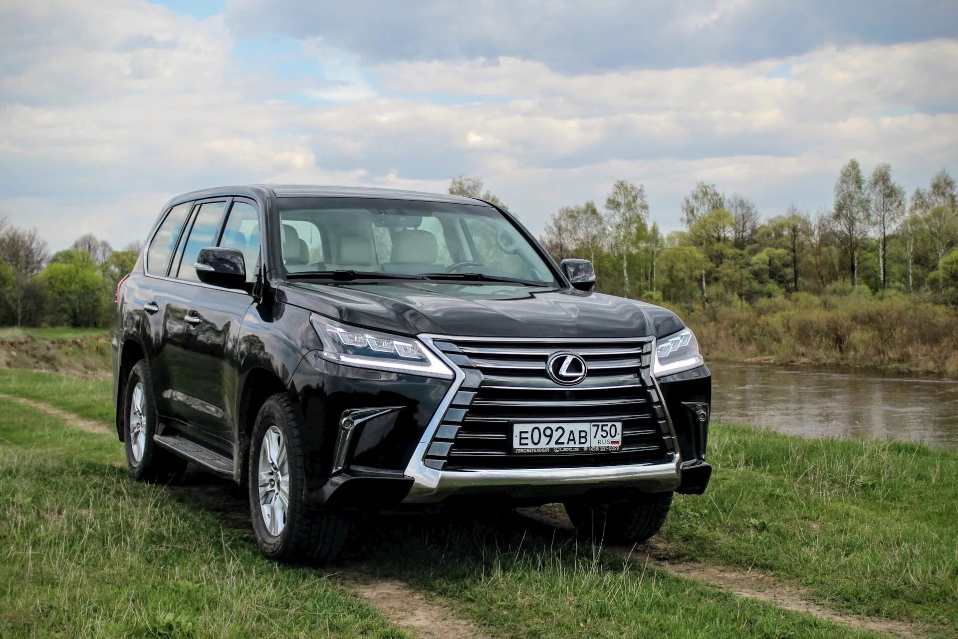 Lexus LX 450. Лексус ЛХ 450д. Lexus 450d. Lexus LX 450 внедорожник.