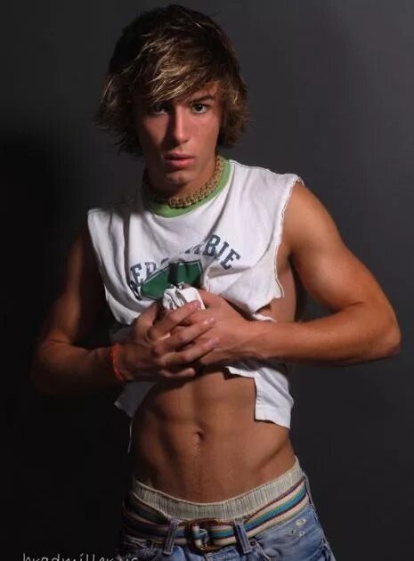 Bob lamb boys. Alex evan peters. Ламб боб. Henry taylor lamb. Bob lamb boys.