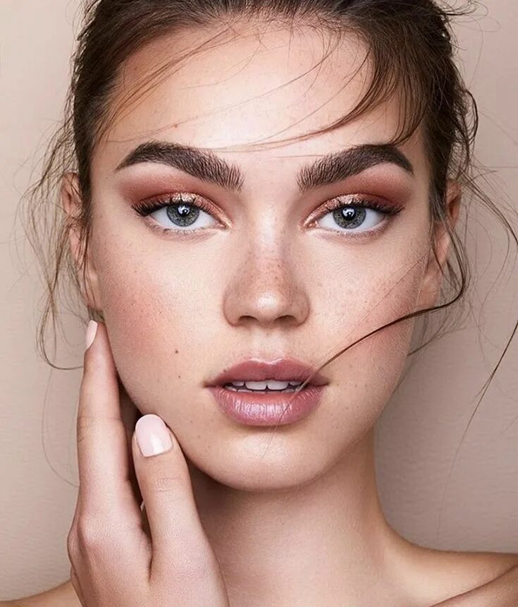 Make up natural