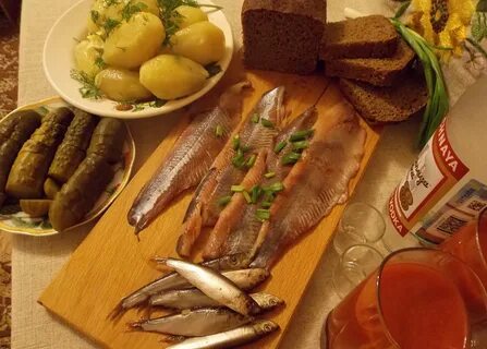 Рыба закусывала