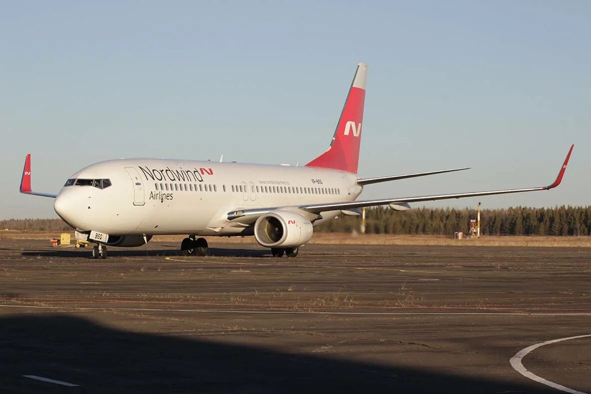 Сайт авиакомпании nordwind airlines. Боинг 737 Nordwind. Самолёт Боинг 737 Норд Винд. Boeing 737-800 Северный ветер. Боинг 737-800 Норд Винд.