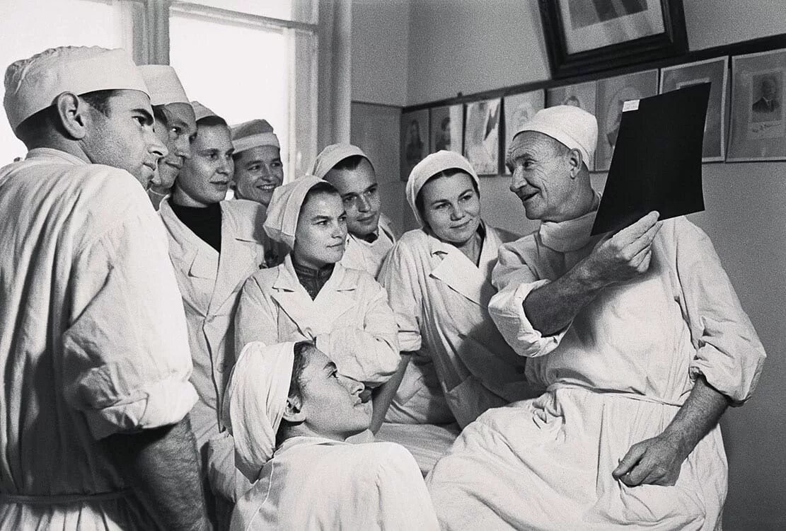 советские медики. работа советских врачей. гатауллин наиль гайнатович. томский медицинский институт в 30-е годы. работа советских врачей.