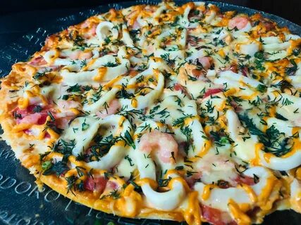 Домашняя пицца с морепродуктами