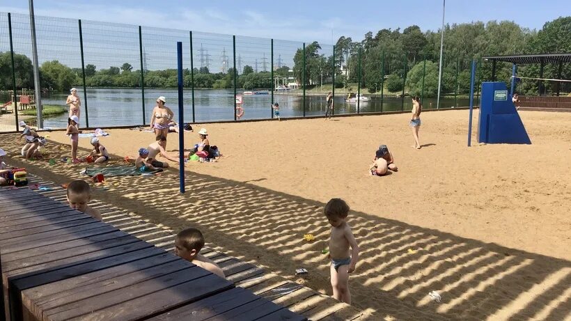 пляж союз левобережная. пляж на речном вокзале левобережный. пляж левобережный химки. парк левобережный москва. союз пляж ховрино.