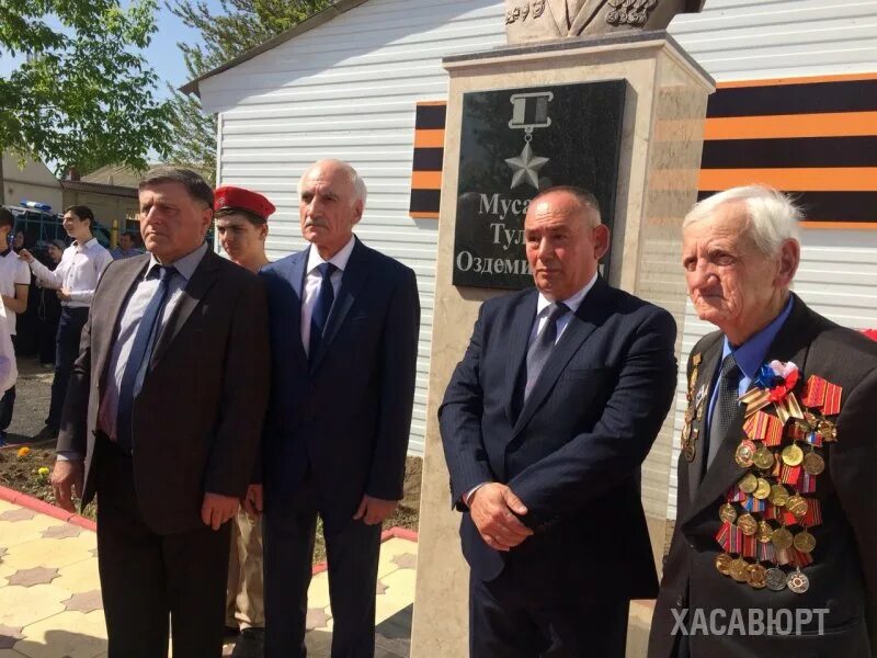 Мурад сайпутдинов ,,участковый полицейский ,,г хасавюрт. Хасавюрт открыли. Мусалаев тулпар оздемирович герой россии. Омаров шамиль магомедович. Ярмарка хасавюрт бест базар.