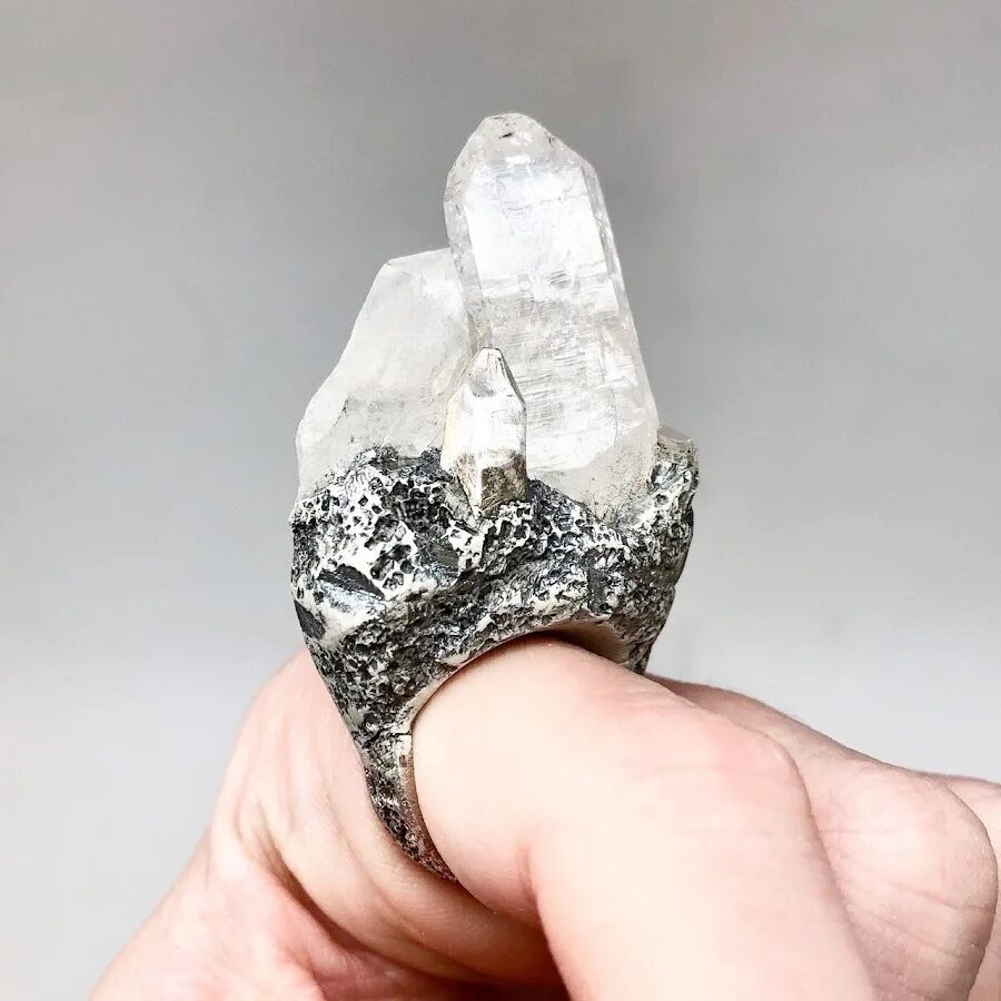 Украшения из серебряной проволоки. Арт silver казань. Полимерная глина серебряная. Украшения из серебряной проволоки. Пластичное серебро.