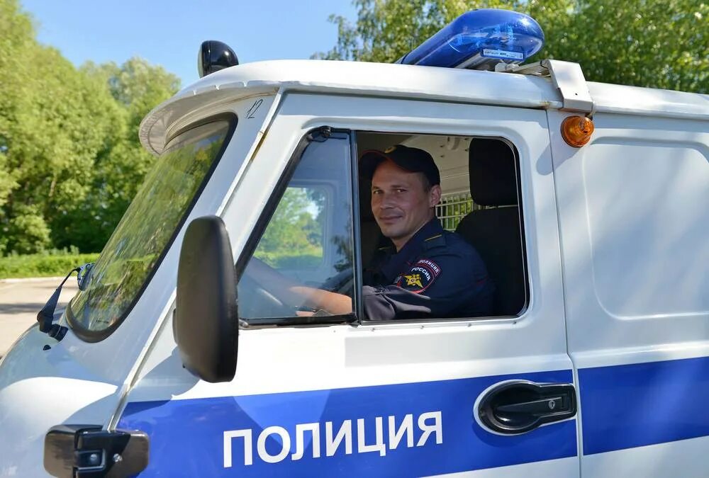 Водитель мвд. Полицейский водитель. Зарплата полицейского водителя. Водитель в полиции. Водитель в полицию.