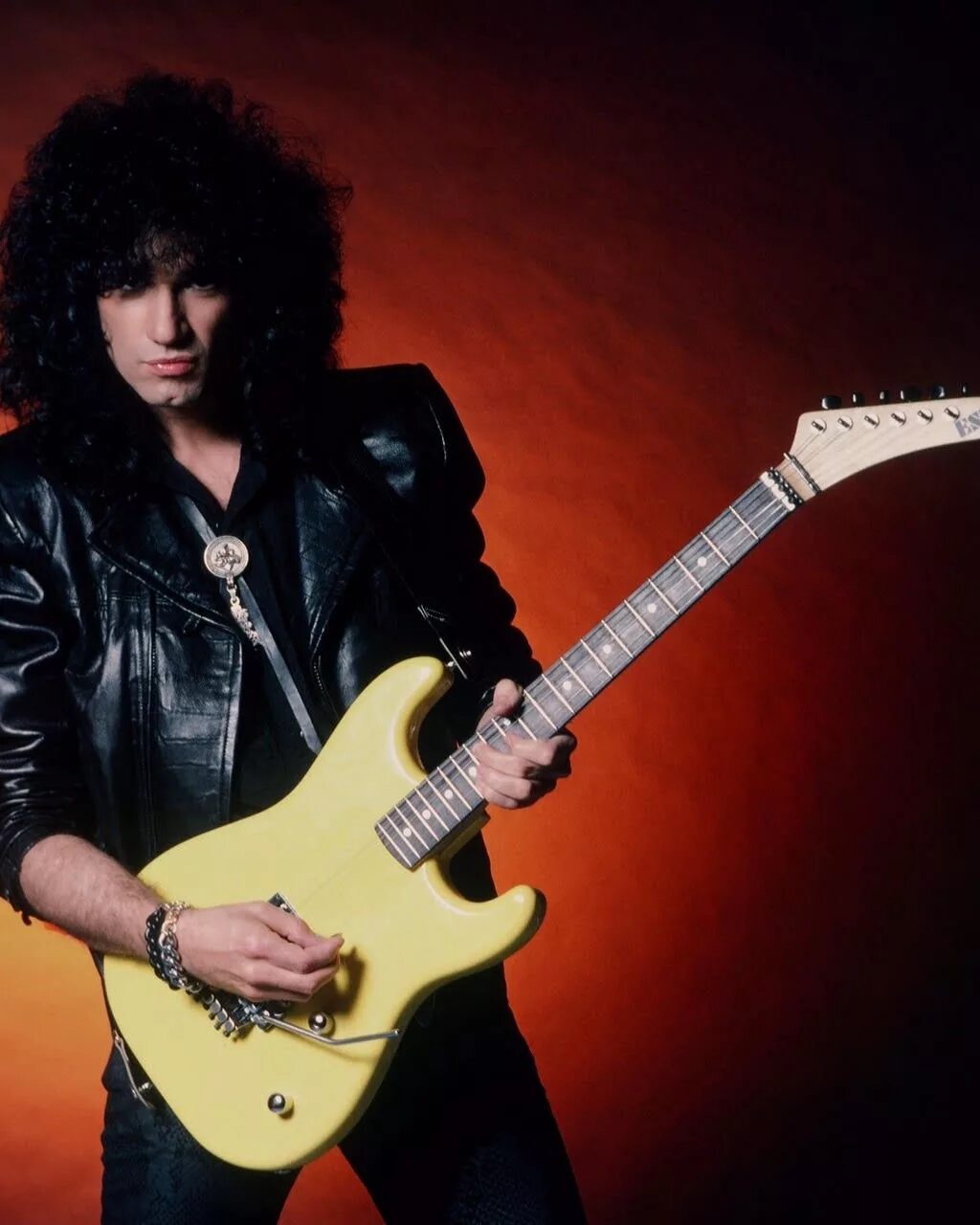 Bruce Kulick. Брюс Кулик Кисс. Bruce Kulick 1987. Гитары Брюса Кулика. Брюс кулик