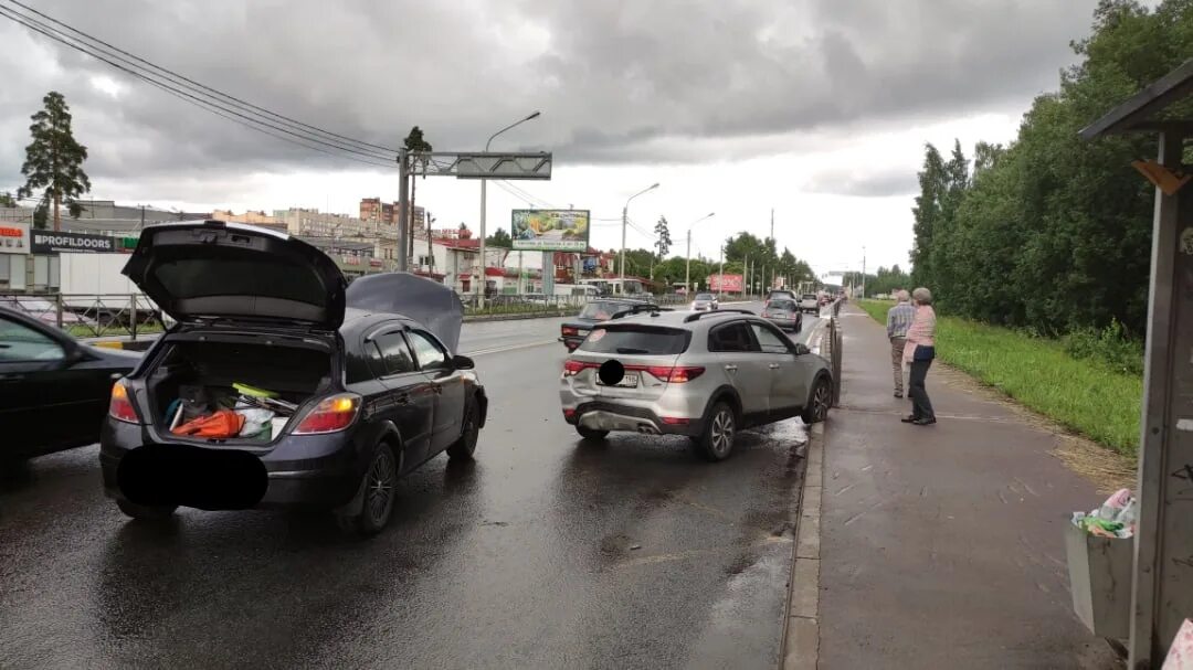 Видео с регистратора аварии. ДТП 20 июля на Алтуфьевском шоссе. Авария казане видео регистратора.