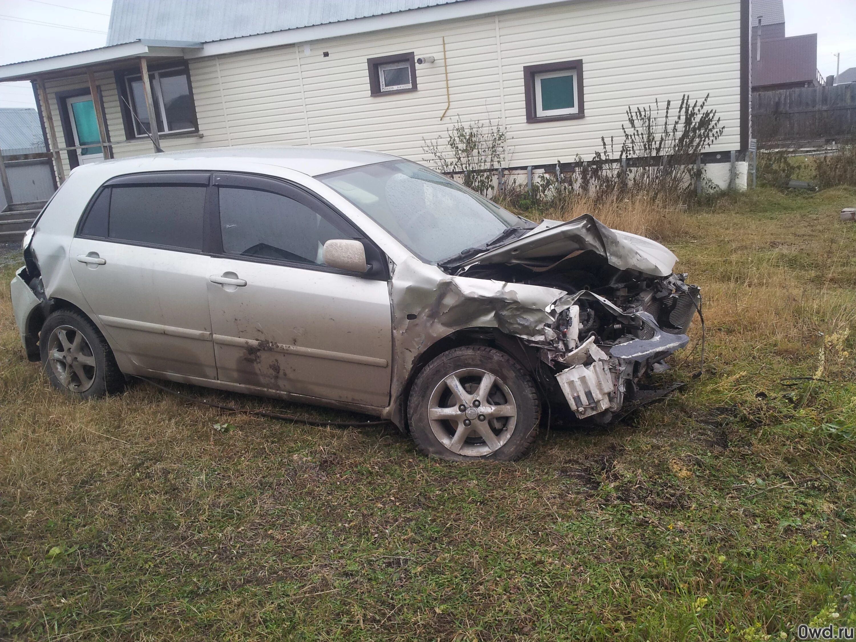 битое авто. битые авто в тюмени. битые автомобили. разбитая тойота королла. элантра битая 2007г.