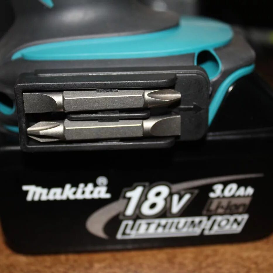 Makita bit holder 452947-8 (419276-2). Держатель бит для makita hp0300. Makita держатель бит шуруповерта. Держатель бит для шуруповерта макита. Держатель для бит makita 419276-2.