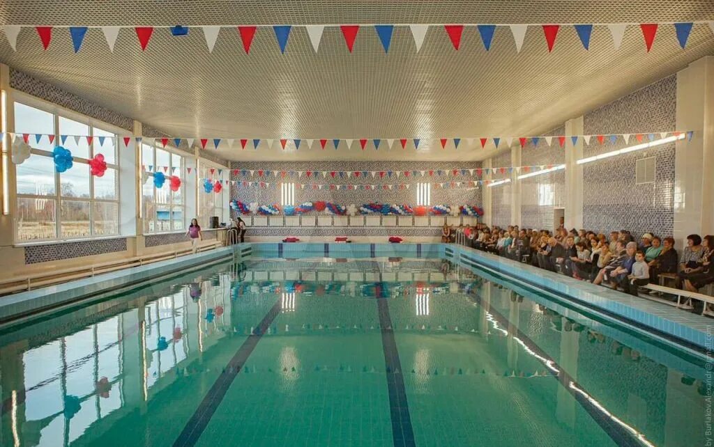 Бассейн дивный ликино-дулево. Дивный оздоровительный комплекс 3 лоо. Оздоровительный комплекс дивный лоо. Бассейн нептун орехово-зуево. Бассейн дивный.