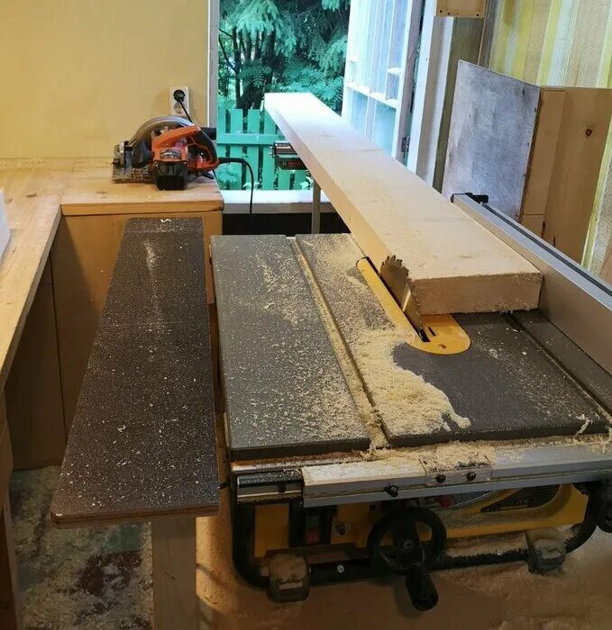 Распиловочный станок деволт. Распиловочный станок деволт. Dewalt dws780. Станок деволт 746. Распиловочный станок деволт.