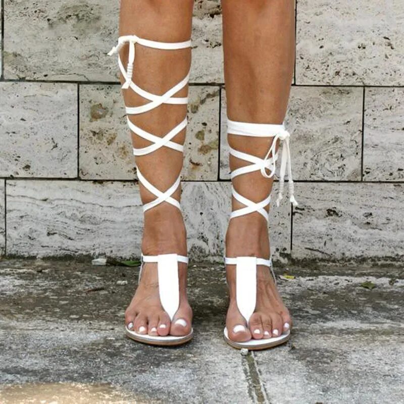 Сандалии Гладиаторы 2022. Босоножки на веревочках. Сандали в греческом стиле. Босоножки с завязками вокруг ноги.