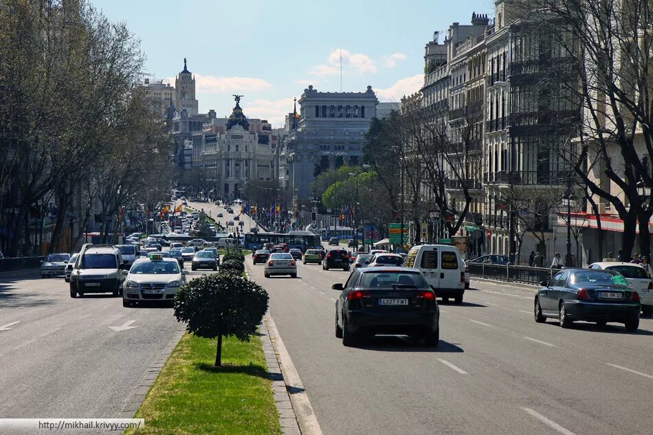 Мадрид погода сегодня. Алькала (улица в Мадриде). Главная улица Мадрида. Проспект Калио Мадрид. Мадрид 1990 город.