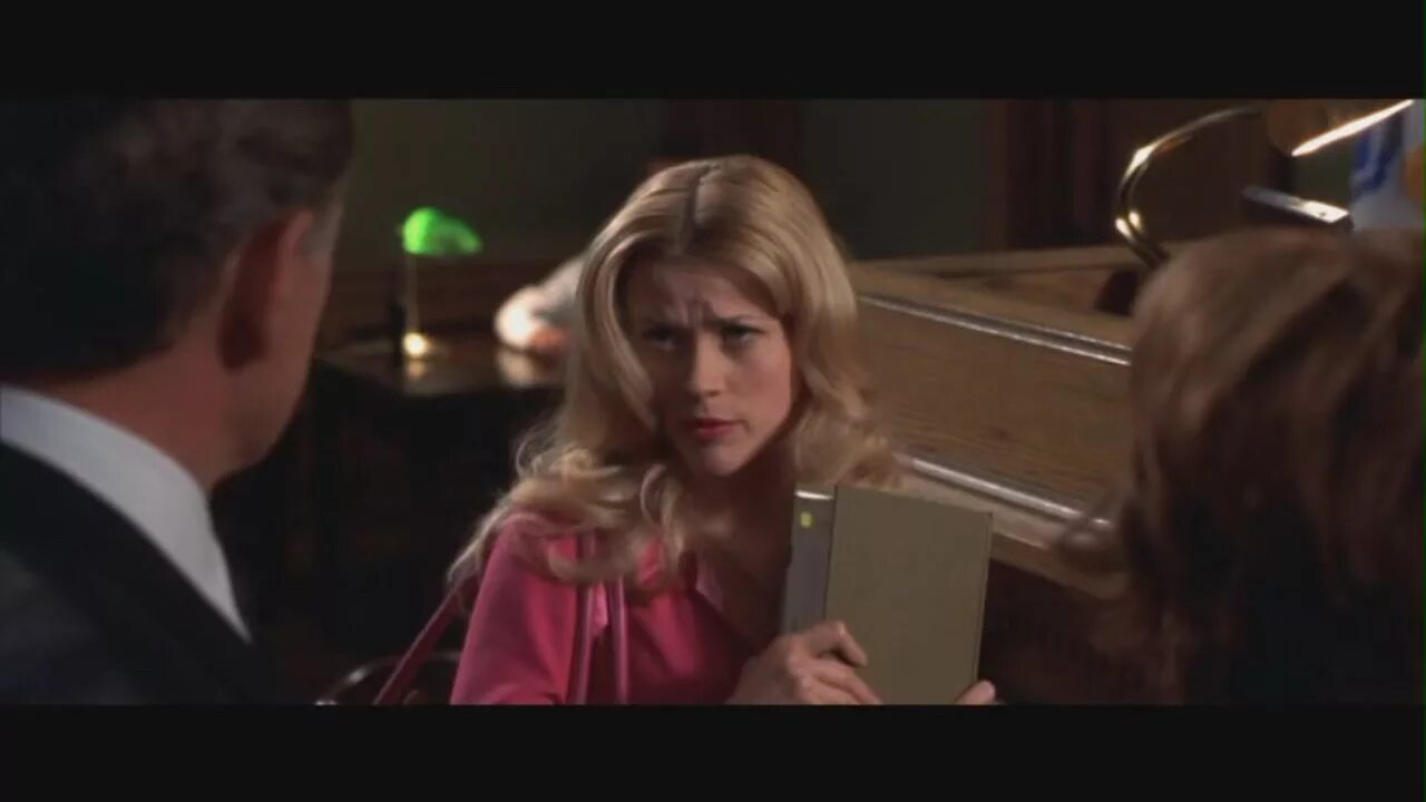 Линда карделлини блондинка в законе. Блондинка в законе каллахан ведёт урок. Блондинка в законе фильм 2001. Блондинка в законе брук. Блондинка фильм 2001.