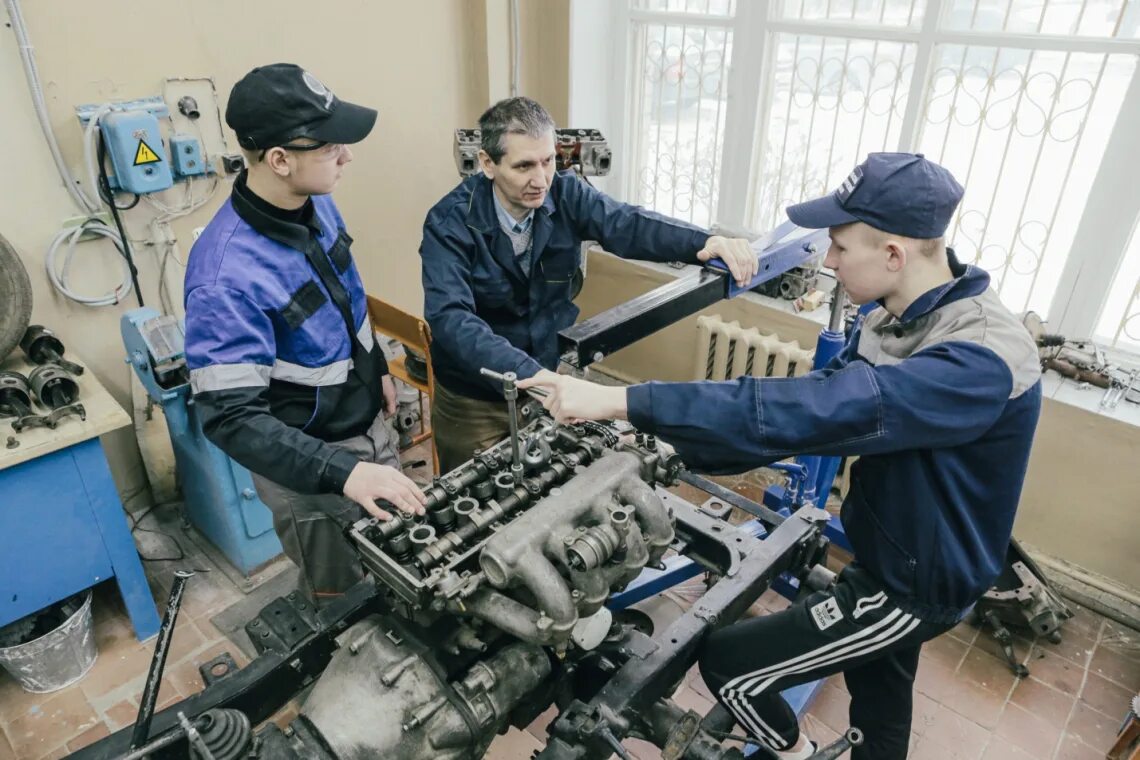 Сколько учиться на автомеханика после 9 класса