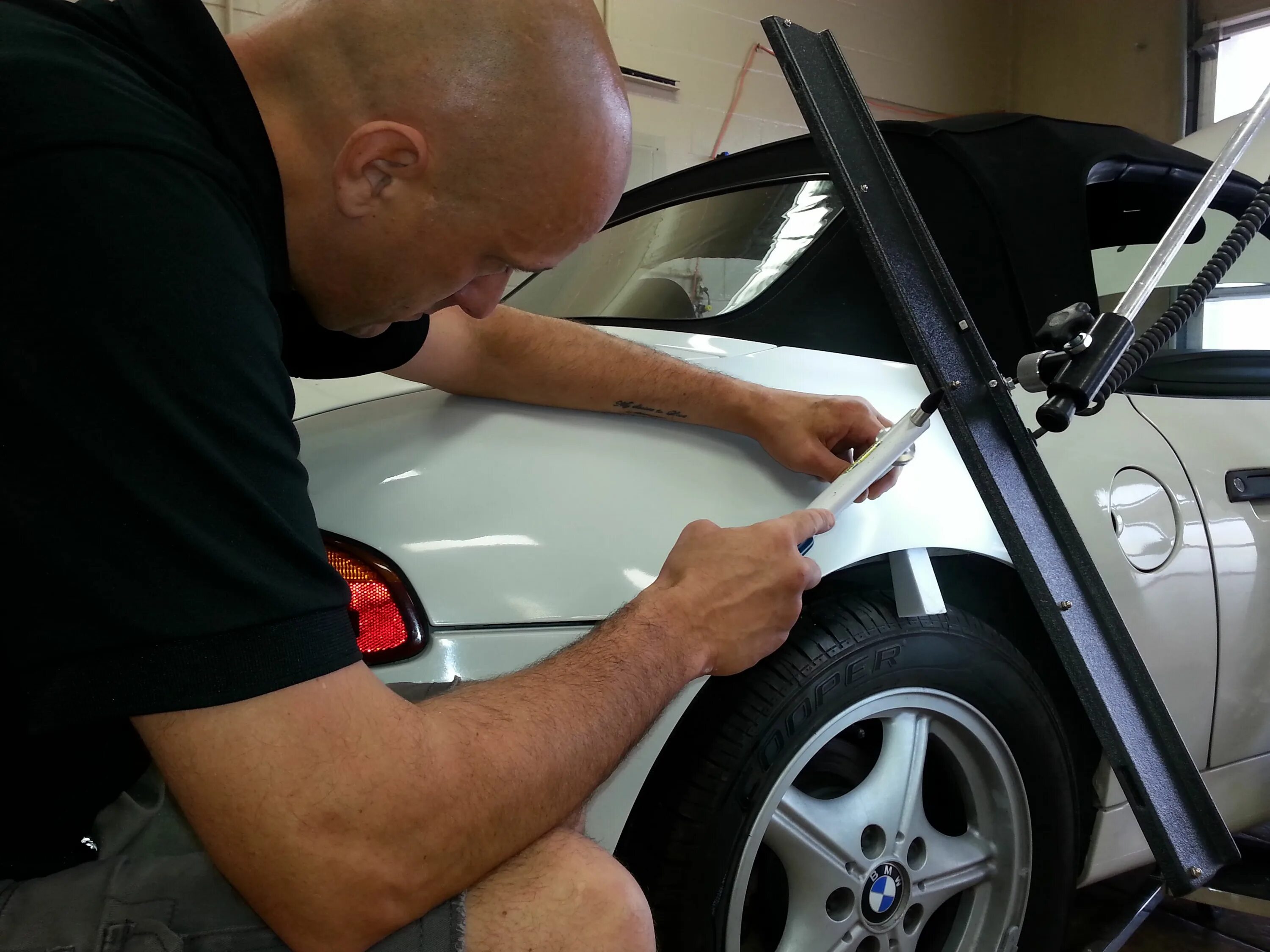 Paintless Dent Repair car body PDR. Вытягивание вмятин. Вытянуть без покраски. Выравнивание вмятин.