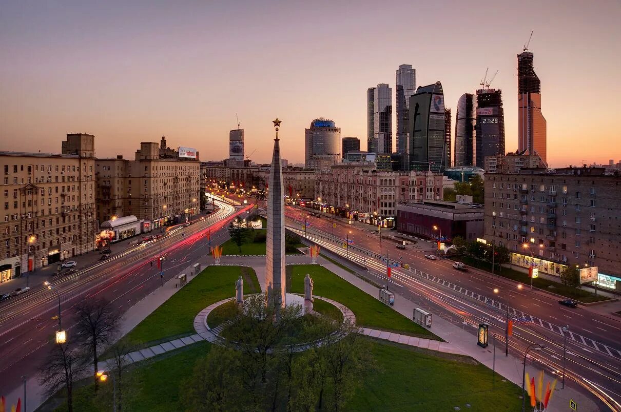 Московский район сити. Площадь Дорогомиловская застава. Кутузовский проспект Дорогомилово. Ул площадь Дорогомиловская застава Москва.