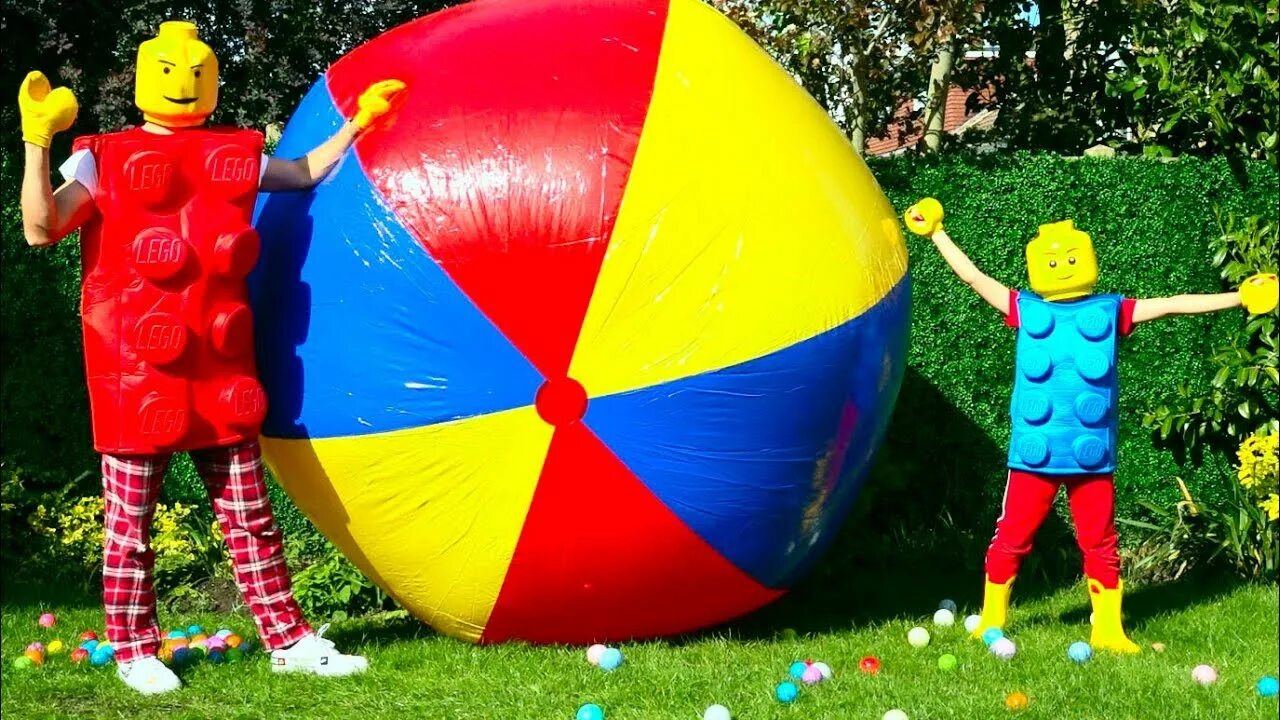 Домик мистер макса и катя. Игровой домик мисс кейти. Мистер макс домик. Мистер макс домик. Катя макс и папа строит дом.