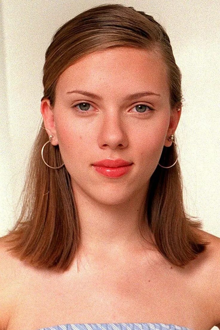 Scarlett Johansson from Celebs Then & Now Look, Her filme, Fotos