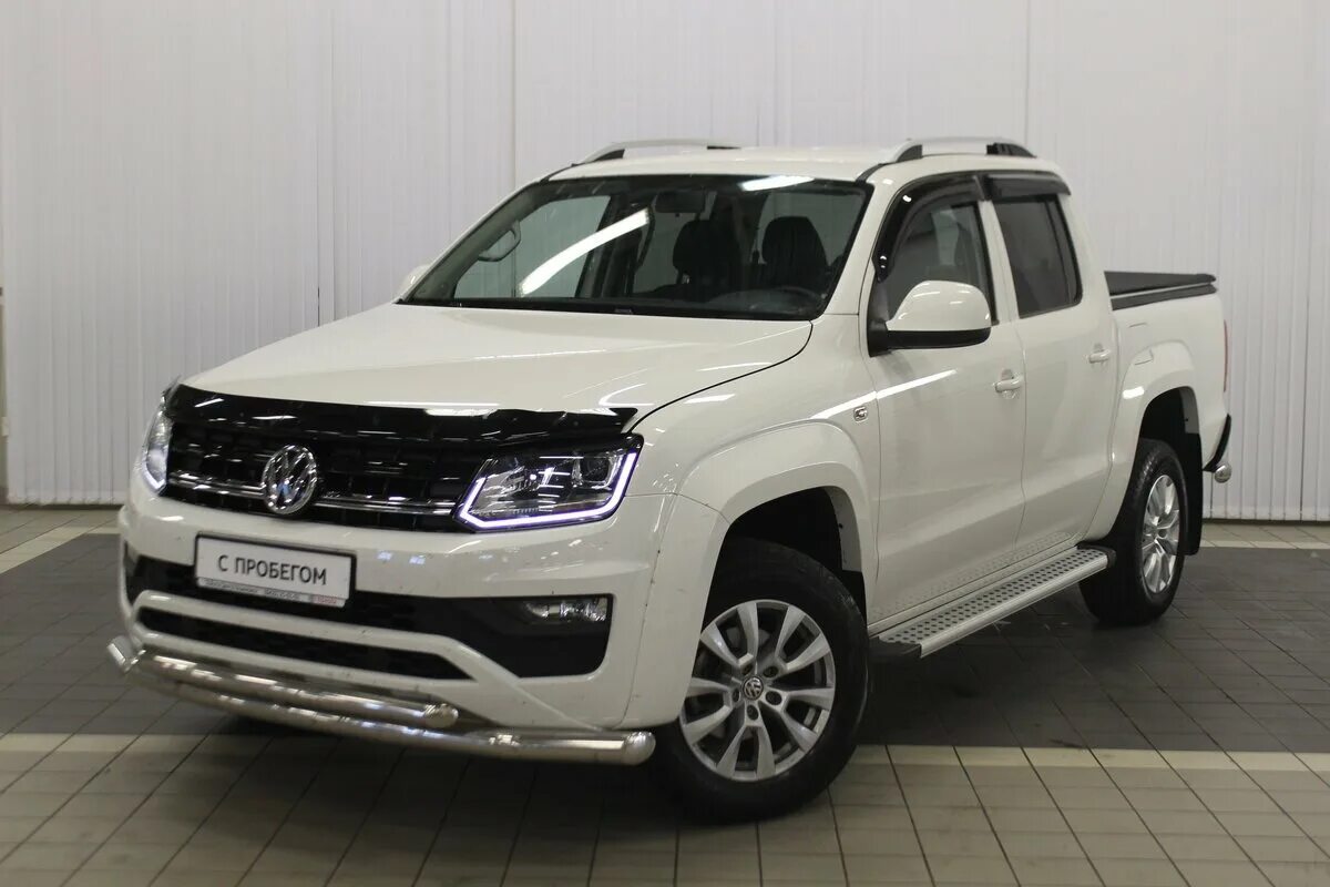 Купить фольксваген амарок новый. Volkswagen Amarok i Рестайлинг. Фольксваген Амарок 2016. Фольксваген Амарок пикап белый. Фольксваген Амарок 2022 белый.