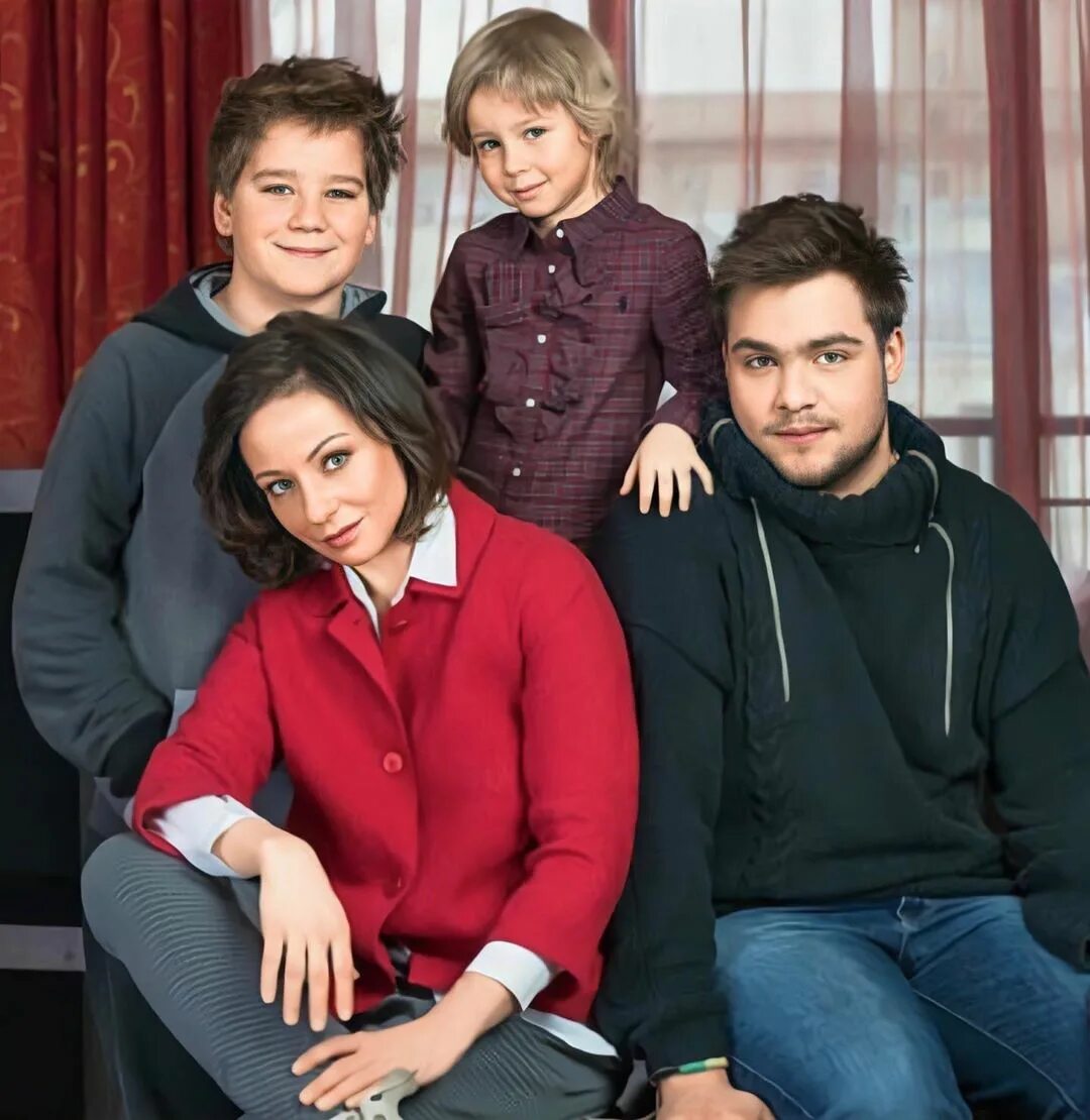 фото мужа евгении добровольской. фото мужа евгении добровольской. евгения добровольская и бойко. фото мужа евгении добровольской. ян бойко сын добровольской.