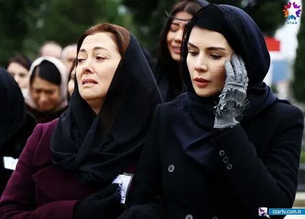 Зачем раздают платочки на похоронах
