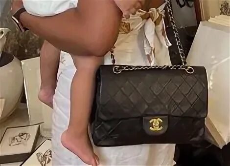 Chanel 22. Mom chanel. Charles keith green bag. Сумка шанель твид. Шанель люкс.