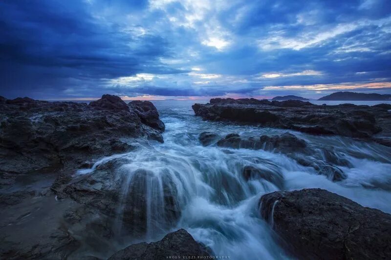 Blow ocean. Плитка athletic ocean. Буфадора мексика. Атлантический океан шторм волны. Постер.