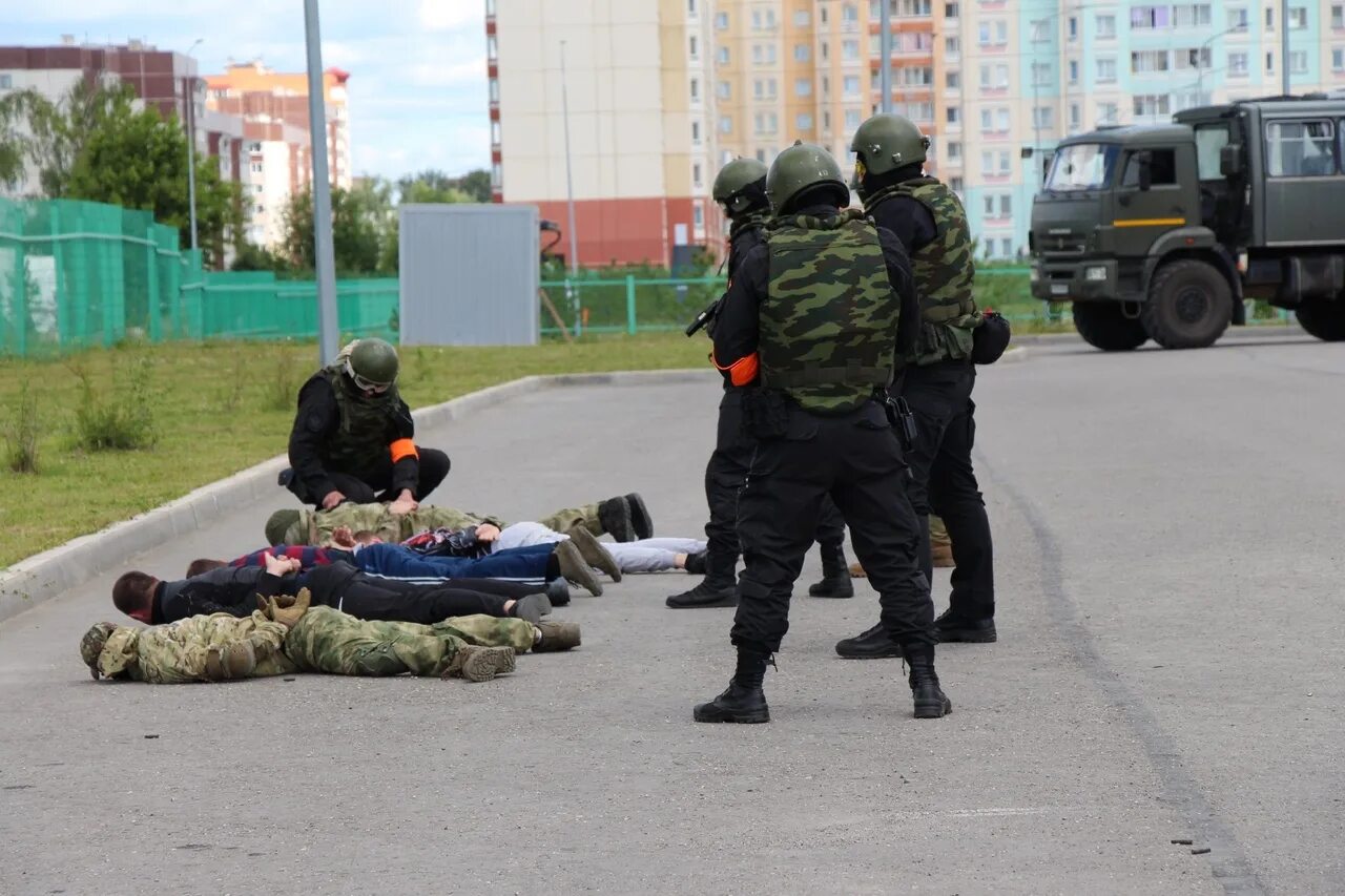 Учебная тренировка антитеррору. Всероссийские антитеррористические учения. Всероссийский антитеррор учения. Всероссийский антитеррор учения. Антитеррористические учения в школе.