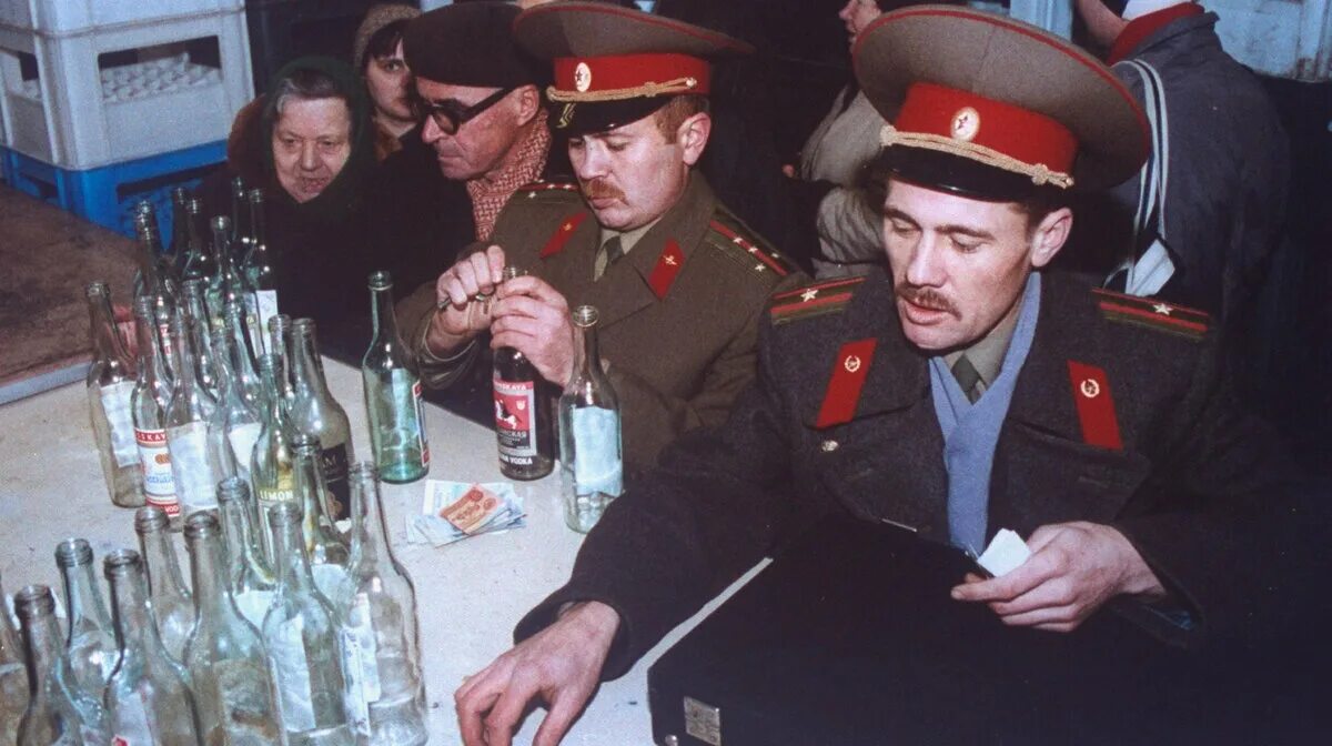 Почему пьют стоя