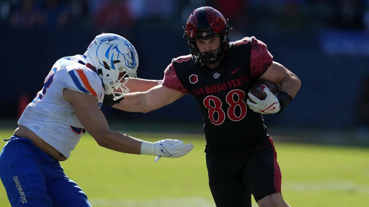 Джейсон Расселл Сан Диего. 2014 Boise State Football. Майами vs Сан-Диего. Diego Chavez Сан-Антонио, Техас. Турнир в сан диего