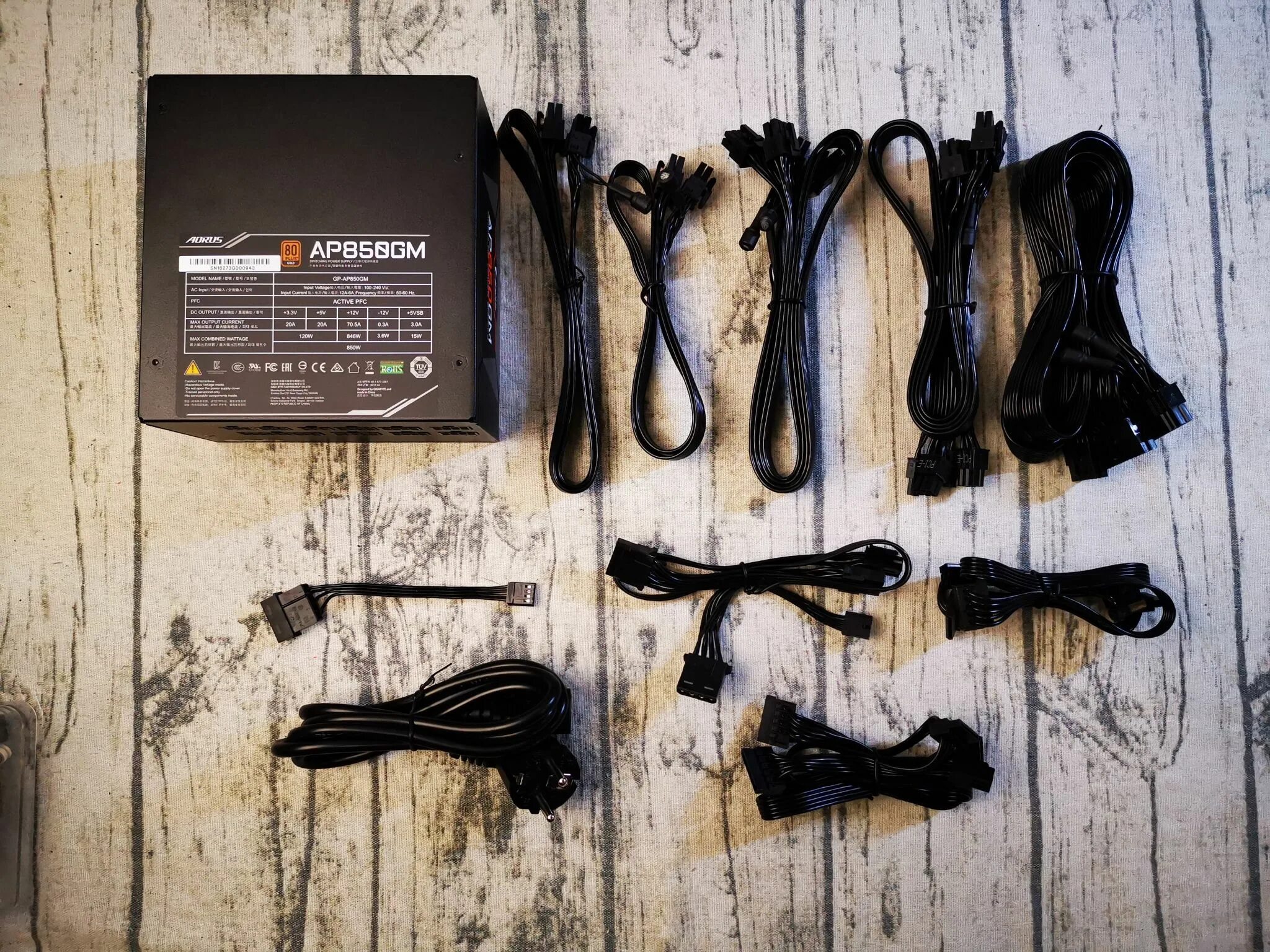 Блок питания century 850. Блок питания gigabyte 850gm. блок питания aorus p850w. блок питания 850w gigabyte gp-p850gm. блок питания gigabyte aorus.