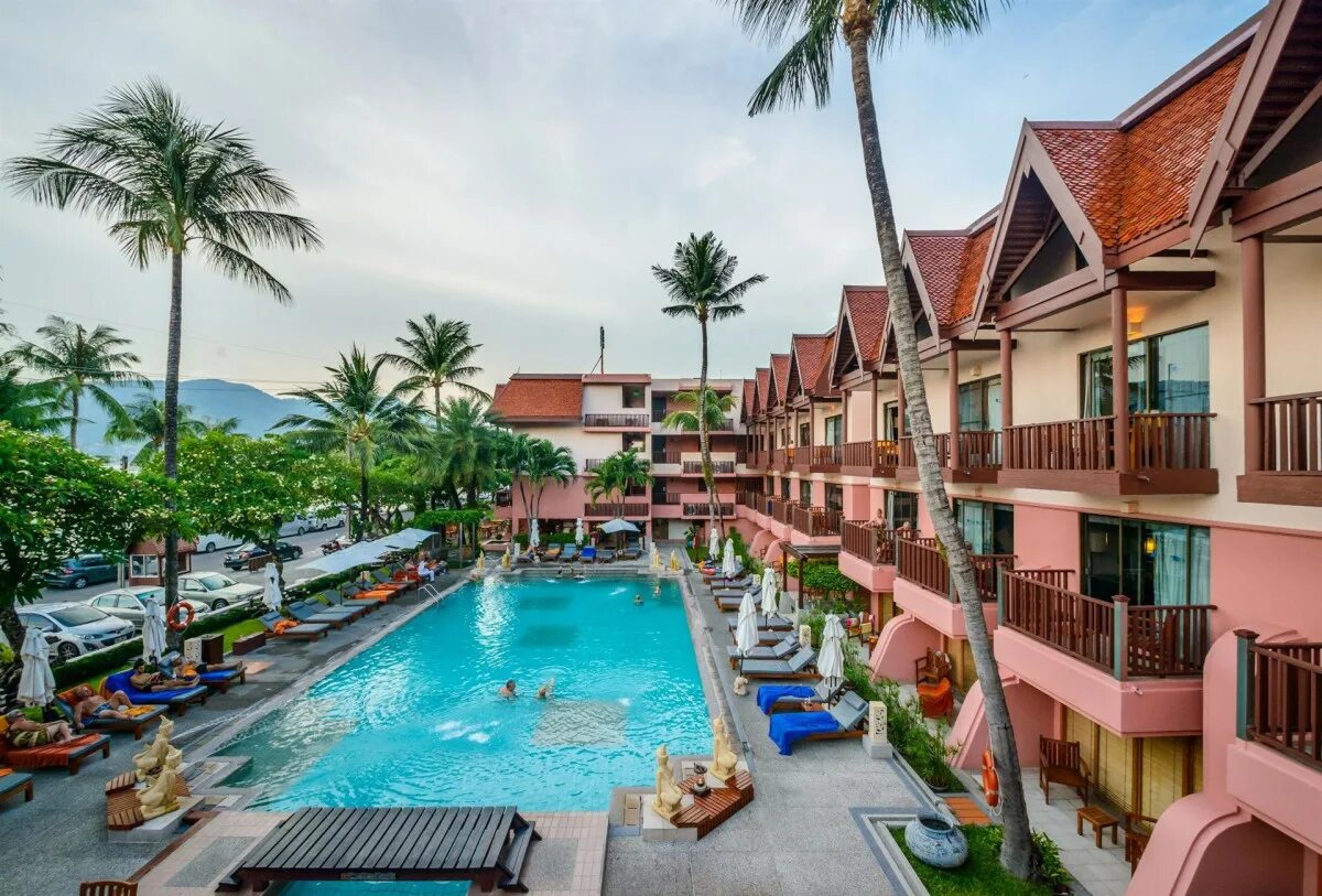 Хорошие отели пхукета 4. Duangjitt resort spa patong phuket. Beyond resort karon 4. Ворабури отель пхукет. Ворабури пхукет 4.