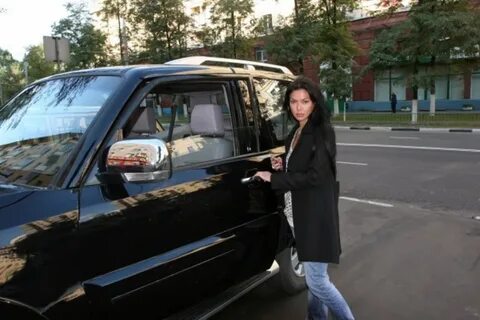 Автомобили дома 2