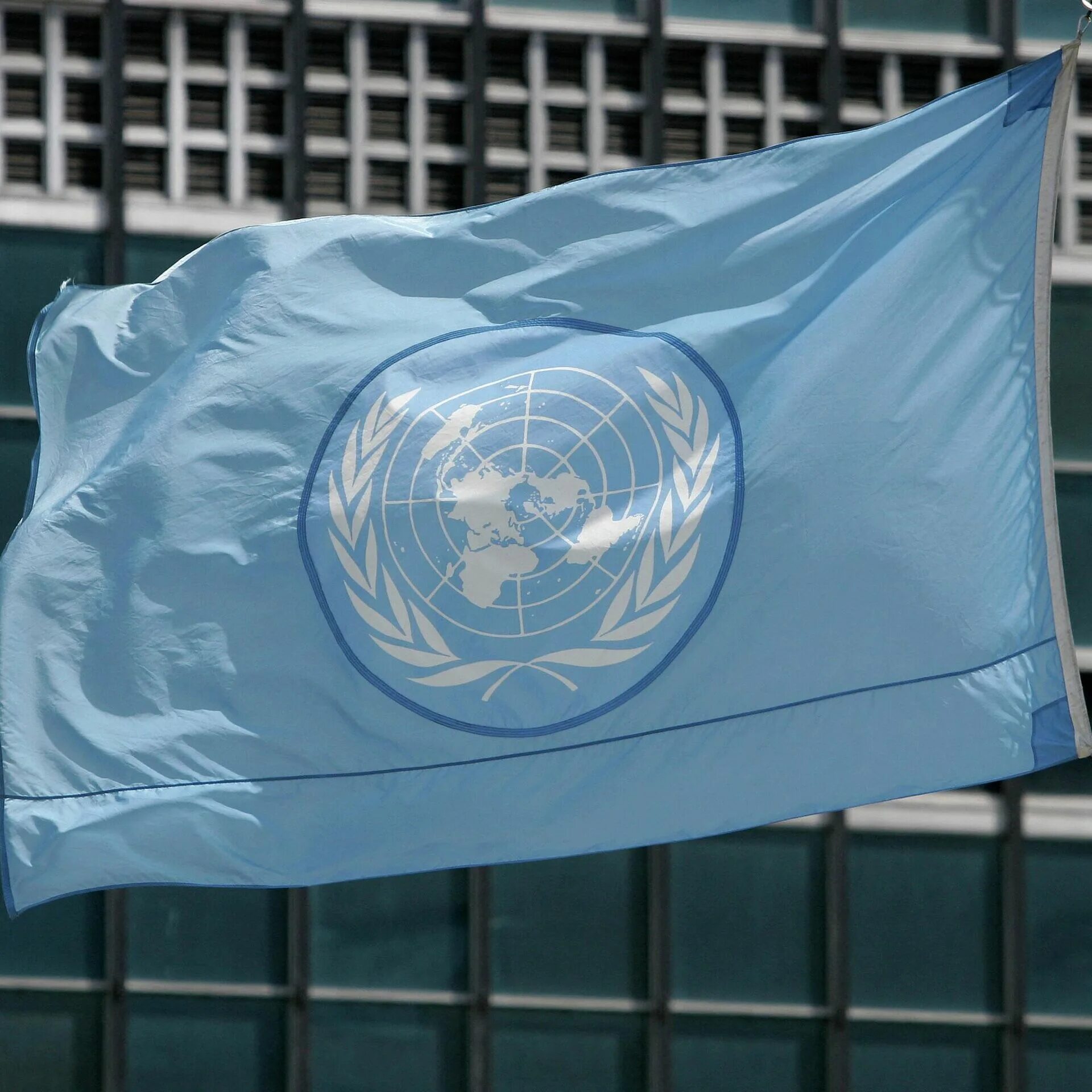 Флаг организации Объединенных наций. Флаг ООН 1995. Флаг ООН 2023. Сб ООН флаг.