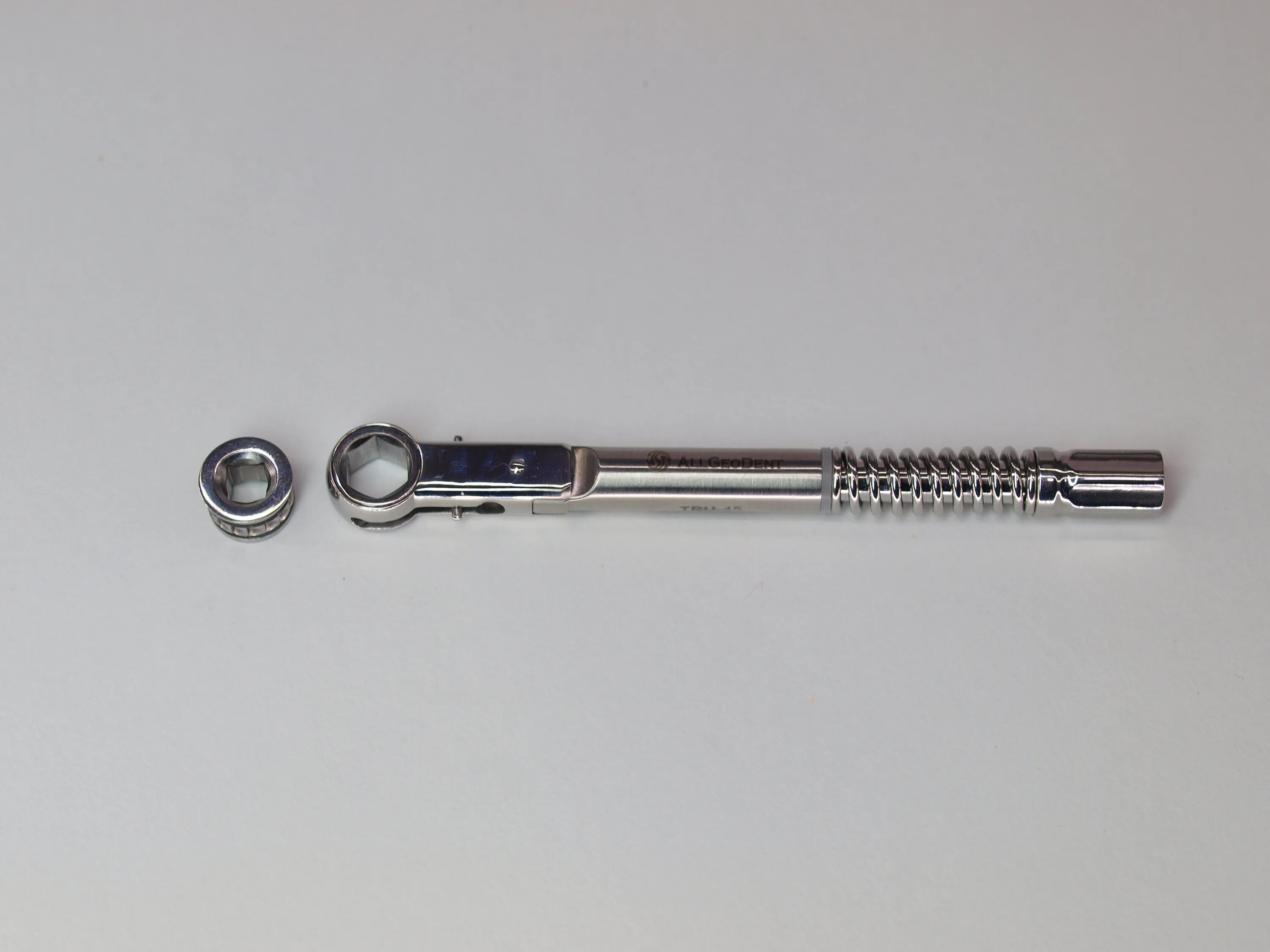 Ключ трещеточный 10 мм. Ключ динамометрический AQW-n4200 Licota. Трещетка для динамометрического ключа. Ключ рожковый динамометрический 300нм.