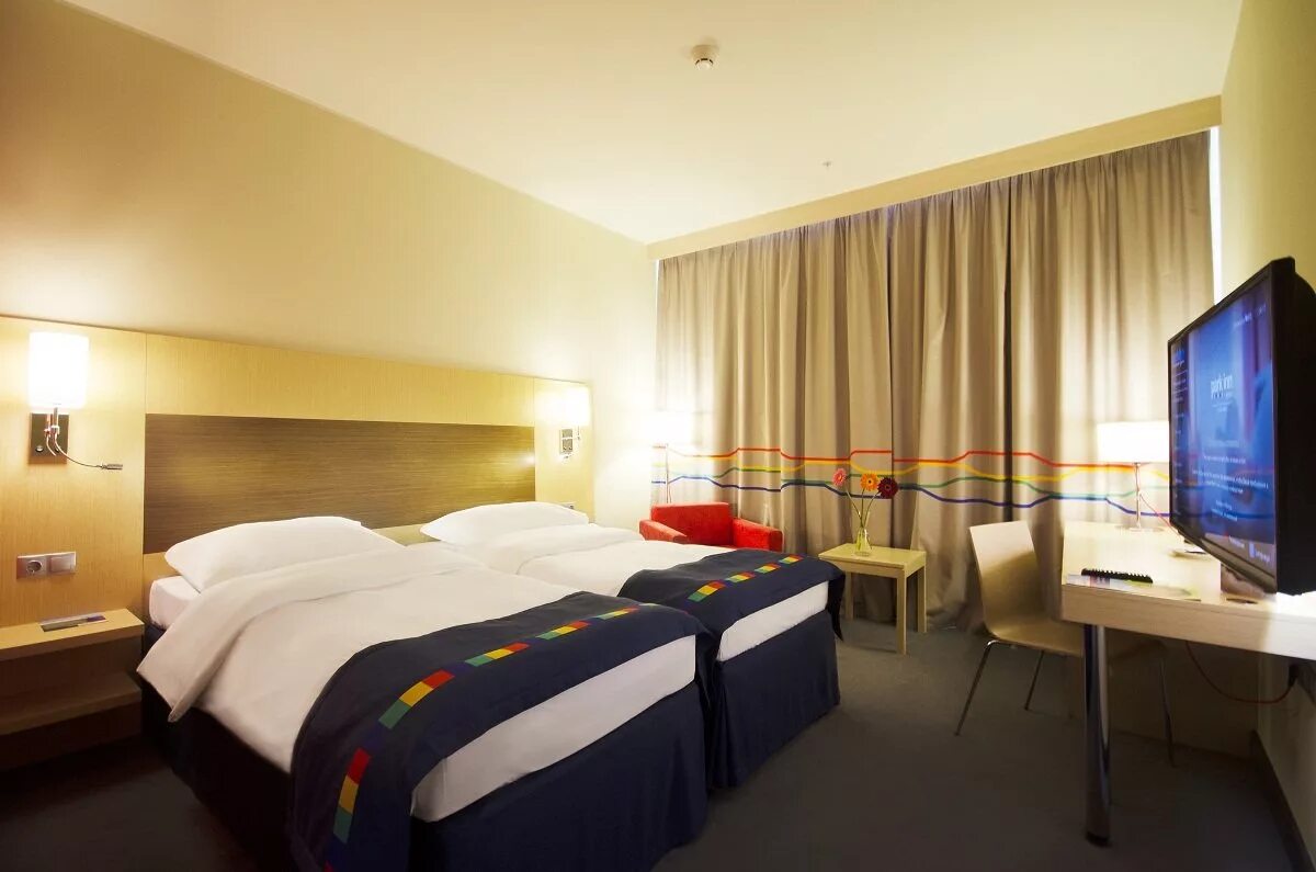 Парк инн волгоград. Рэдиссон волгоград. Парк инн рэдиссон волгоград. Отель park inn by radisson volgograd. Рэдиссон волгоград.