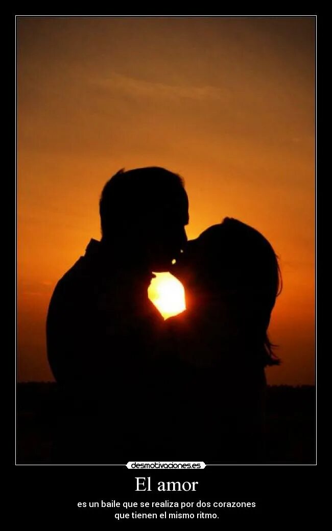 Влюбленные на закате. Эстетика романтики. Вечер. Sunset kiss. Sunset kiss.