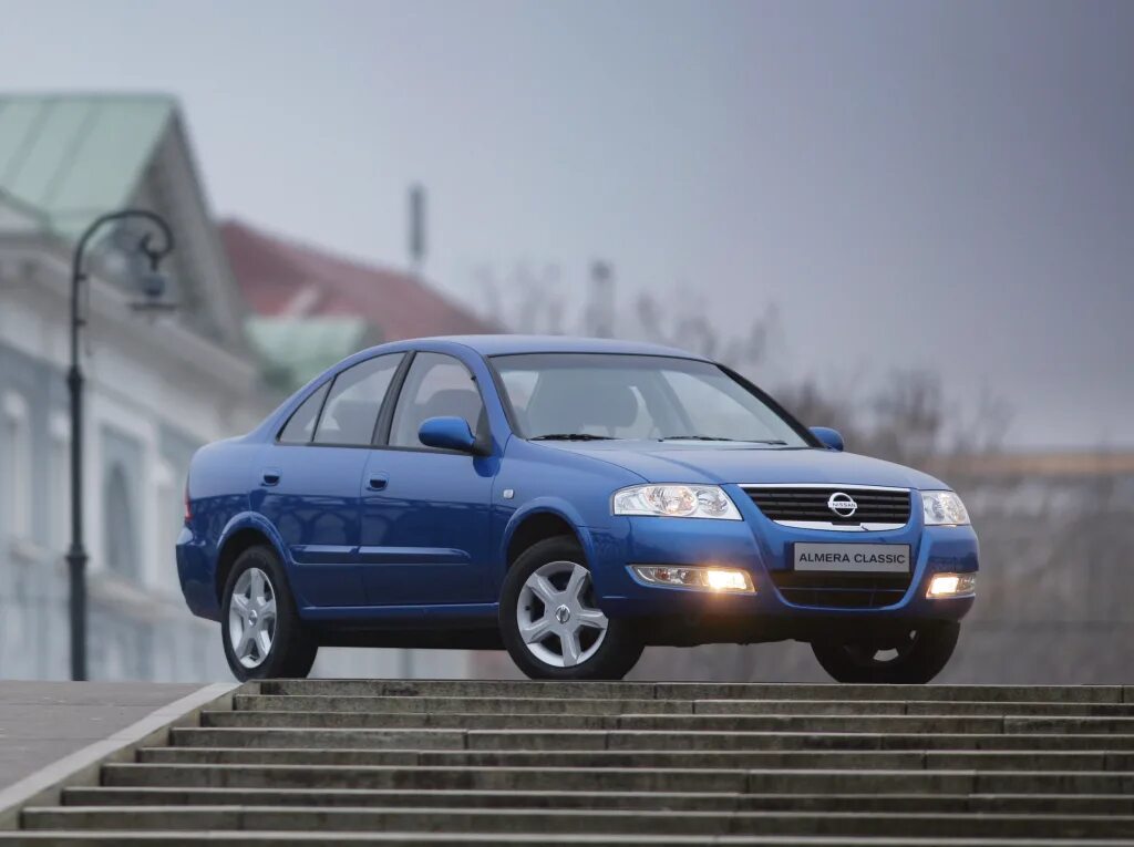 Машины до 250 тысяч рублей. Рено логан 1999. Авто за 250 тыч. Иномарки до 250000 рублей. Машины до 250 тысяч рублей.