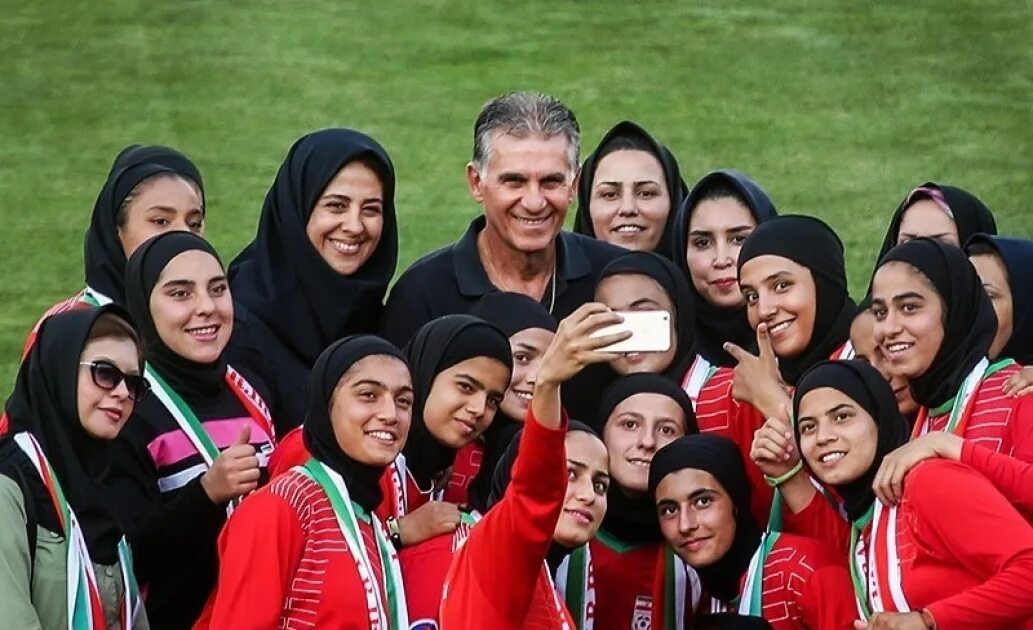 İran national team sad. England iran 2022. Современный иран. Рич амири обои. Иран женщины.