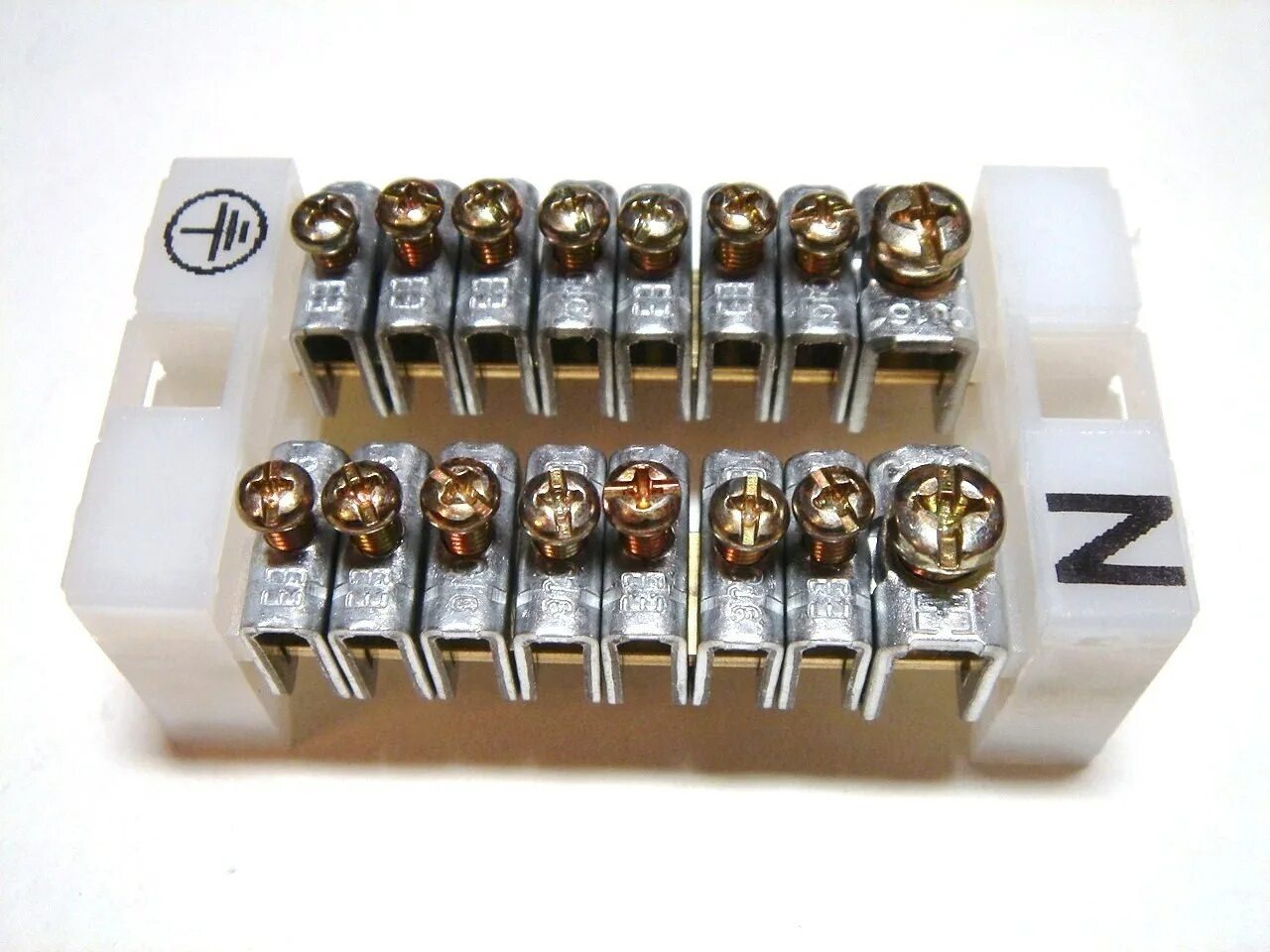 Клемма 0430300007 molex, 20-24awg 4. Клемма проходная 16 мм2. Клемма для 14 awg. Наконечник кабельный тмл 6-6-4. U клеммы 16 кв.