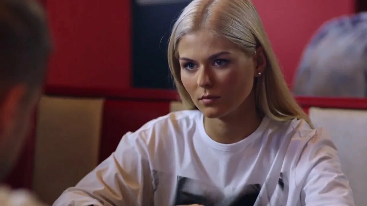Настя из молодежки. Софья шуткина молодежка. молодежка настя. гордеева молодежка. молодежка настя гордеева актриса.