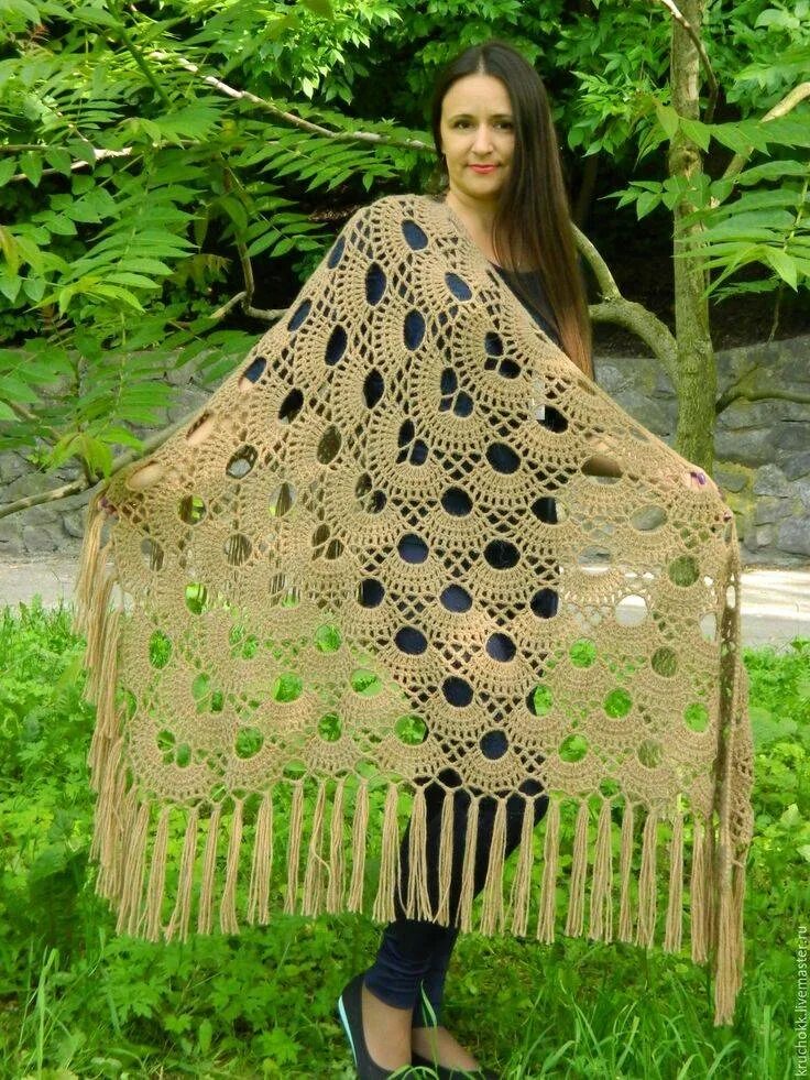 Шаль мохана. Зимние шали крючком. Шаль княженика. Новые модели шалей. Новые модели шалей.