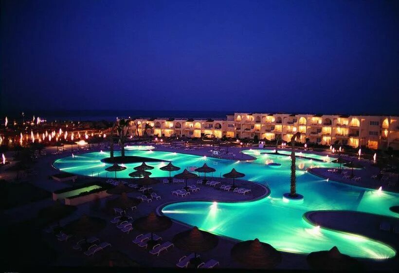 Отель Азур клаб Египет Хургада. Club Azur Resort 4 Хургада Макади Бей. Отель клаб Азур 4 Макади. Египет клаб Азур 4 Хургада отель