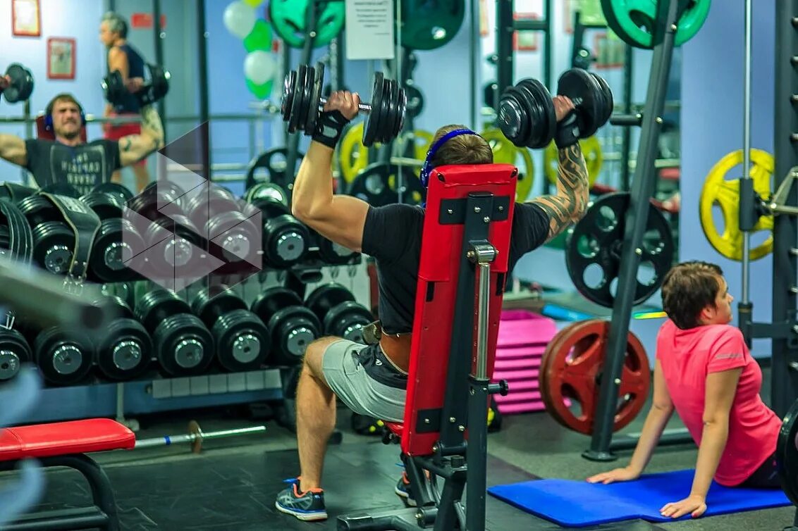 Рибок тренинг кроссфит. Теорема фитнеса. Щербинка спорт. Фитнес холл сбербанк ново садовая 305. Фитнес в щербинке на чапаева.